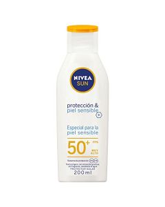 NIVEA SUN Protector Solar Corporal para piel Sensible Protect & Sensitive Bloque (200 ml) ador Solar Resistente al agua con FPS 50+, Loción Solar No Grasosa ni Pegajosa