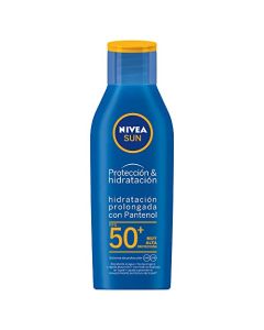 NIVEA SUN Protector Solar Corporal Hidratante Protect & Moisture (125 ml), Bloqueador Solar Resistente al agua con FPS 50+, Loción Solar No Grasosa ni Pegajosa